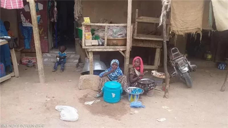 كورونا يطوق سكان 