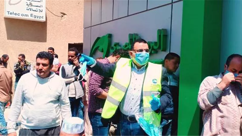مستقبل وطن بدر يشارك فى تنظيم صرف مستحقات العمالة غير المنتظمة.. بالصور