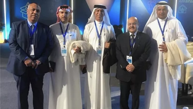 العربى والكمونى واجهة مضيئة لمصر فى مؤتمر النهوض بالثورة الصناعية -صور