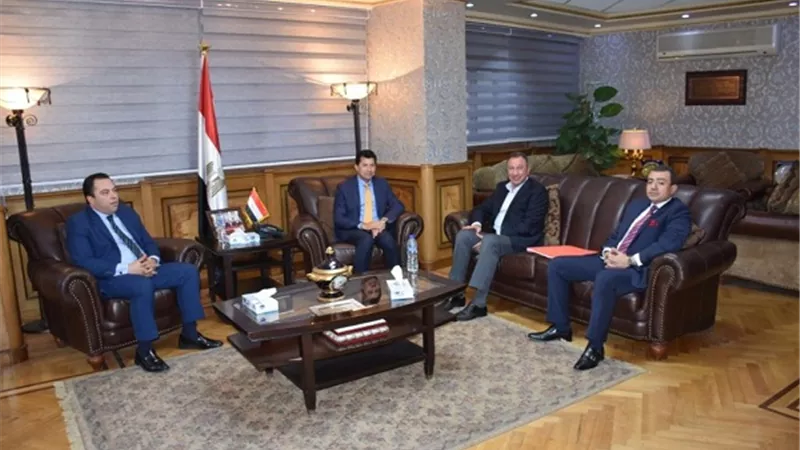 التفاصيل الكاملة لجلسة الخطيب مع وزير الرياضة