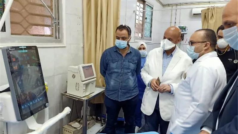 مدير صحة الشرقية يتابع توريد أسرة جديدة لمستشفى الابراهيمية .صور