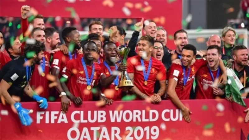 تأخير نهائي دوري الأبطال ثلاثة أشهر