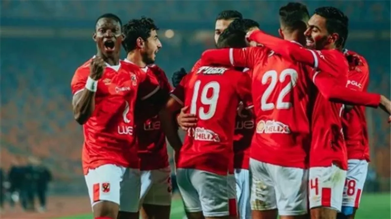 نجم الاهلى يعلنها : الموسم المقبل فى الصفاقسى التونسى