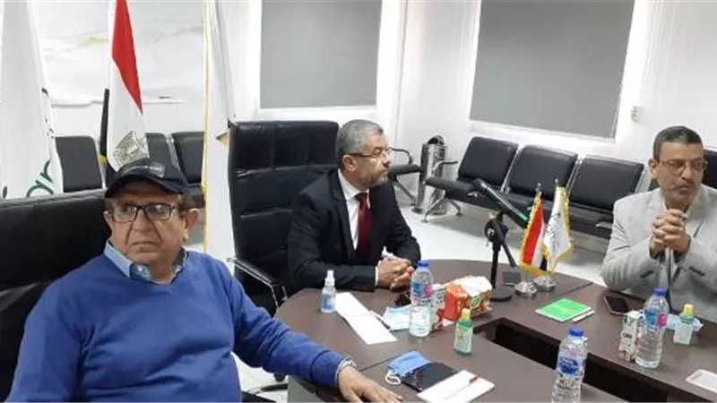 وكيل نقل النواب: استمرار التجمعات بالشوارع والأسواق يزيد معدلات انتشار كورونا