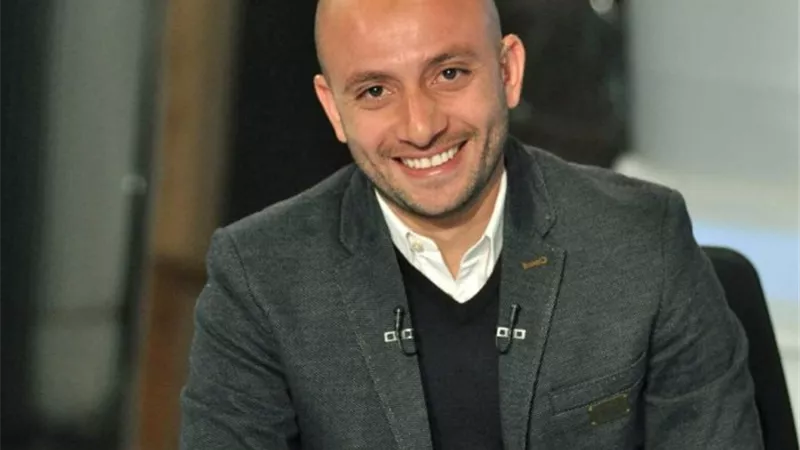 نجم الاهلى السابق يقدم 13 مقترحا لاستئناف الدورى