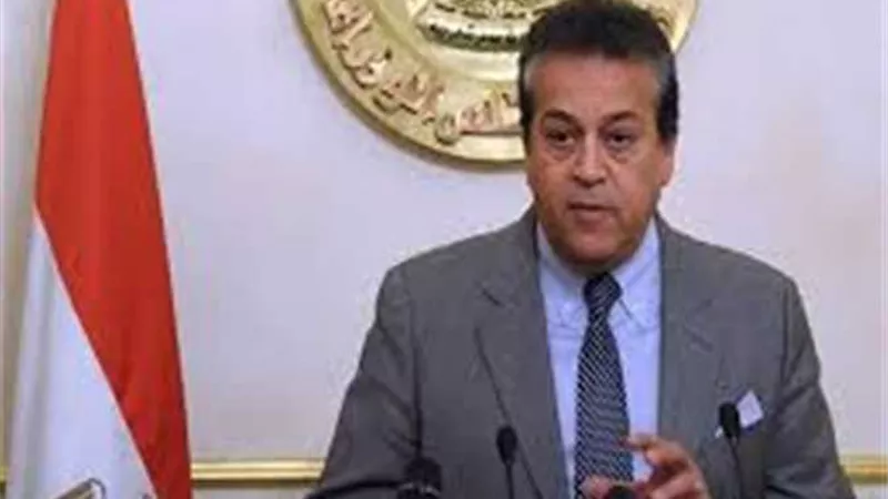 الاعلى للجامعات: طلاب الكليات العملية يستكملون تدريباتهم في الفصل الدراسي الثاني