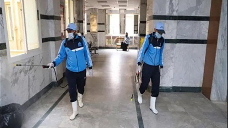 جامعة السويس تقوم بتطهير وتعقيم مستشفى الهلال الاحمر و أبو العزايم