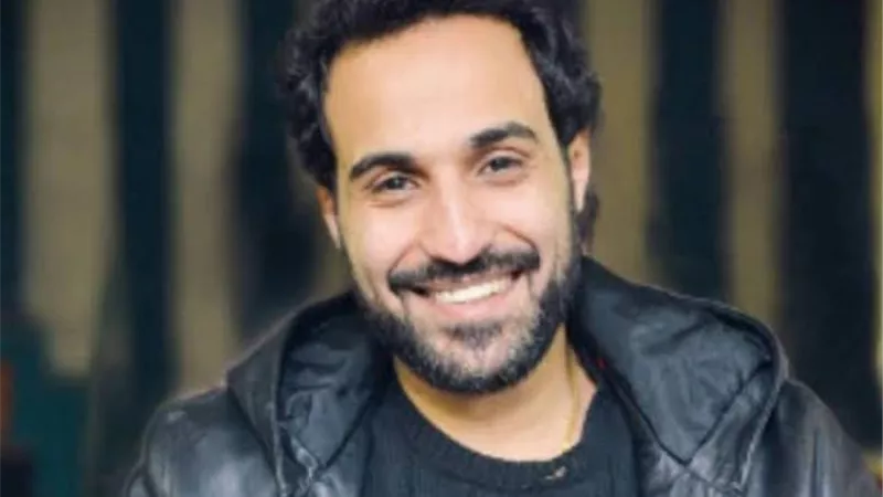احمد فهمى يتبنى كلب .. اعرف التفاصيل