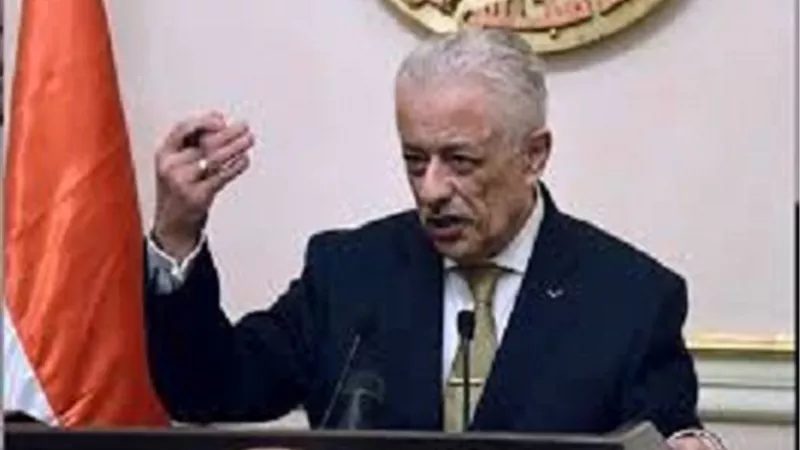 طارق شوقى: اتركوا اولادكم يعملوا الابحاث