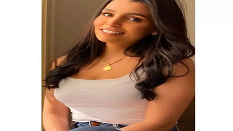 إطلالة رائعة وابتسامة رقيقة للفنانة ليلى حسين عبر انستجرام
