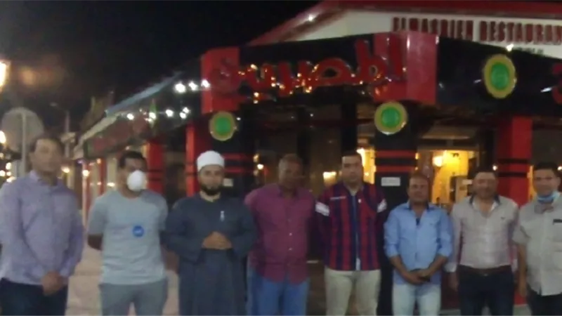 مساعدات غذائية احتفالا بعيد القيامة المجيد فى شرم الشيخ.. بالصور