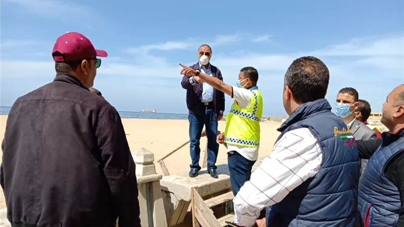 اللواء محمد الشريف يتفقد شواطىء غرب الاسكندرية