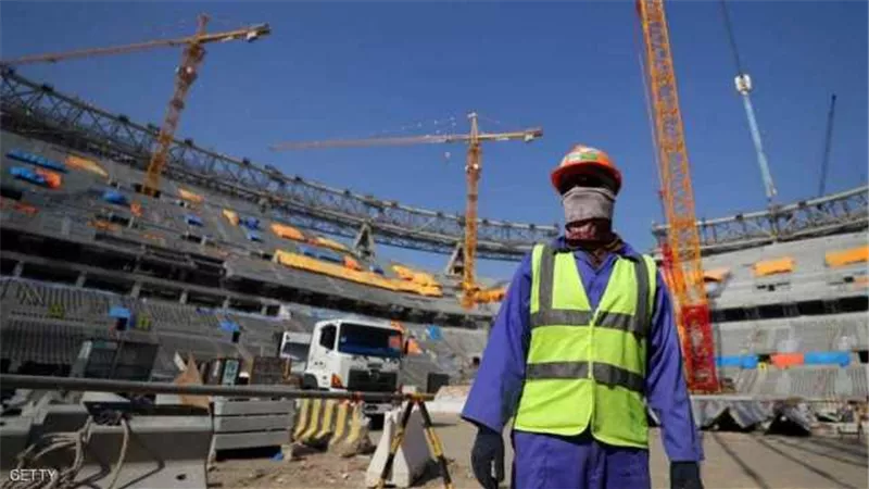 بعد طردهم من وظائفهم.. باكستان تطلب ضمانًا من قطر بشأن تسديد مستحقات عمالها