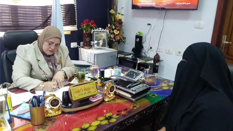 وكيل تعليم تشيد بإبداعات الطلاب في إعداد فيديوهات لشرح كيفية اعداد البحث