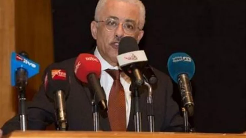 اختبارات الصف الأول الثانوي تجريبية لمعالجة المشكلات وتقييم سعة الشبكات