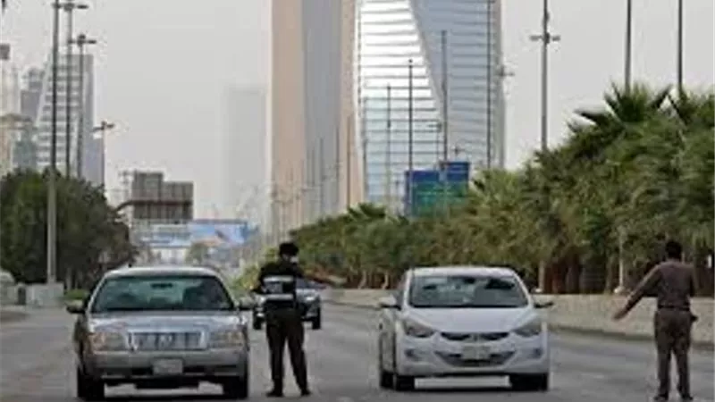 السعودية تخفف قيود حظر التجول بعدد من المناطق خلال رمضان