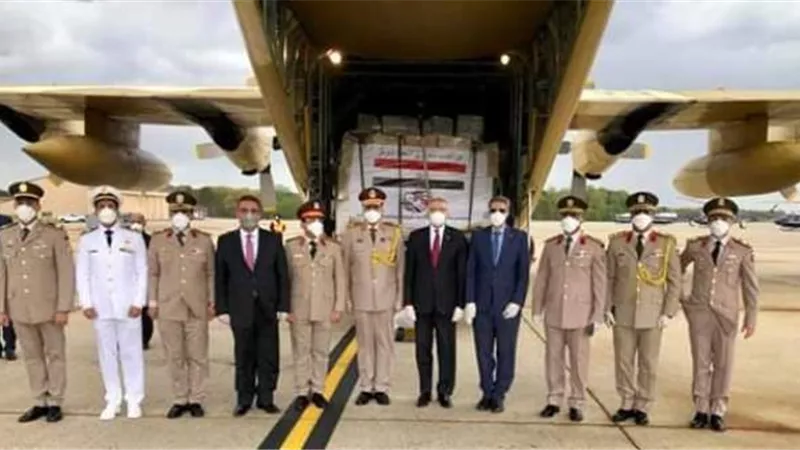 بالصور .. وصول شحنة المساعدات الطبية المصرية للولايات المتحدة