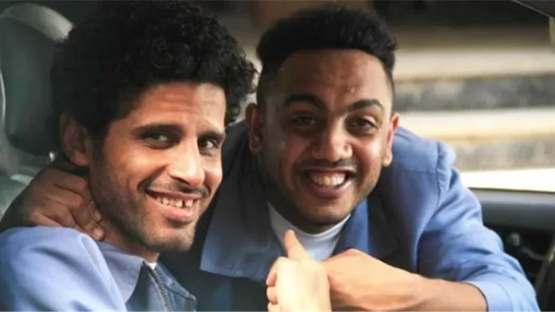 بعد عرض الحلقة الأولى.. جمهور حمدى الميرغني يشيد بمسلسل 2 فى الصندوق.. 