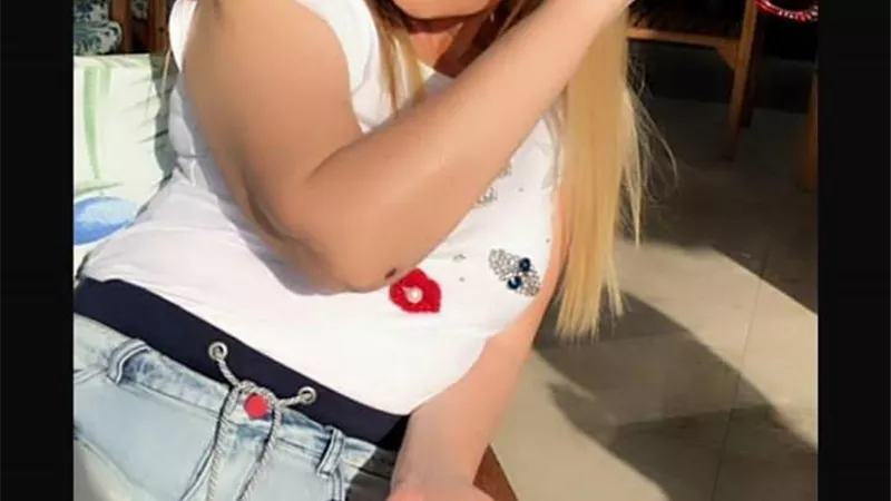 نادية الجندي تروج لمسلسلها 