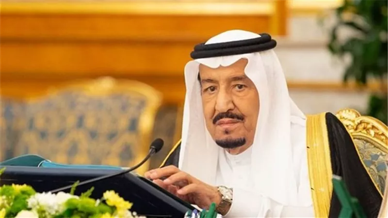 الملك سلمان يوافق علي إقامة صلاة التراويح في الحرمين الشريفين