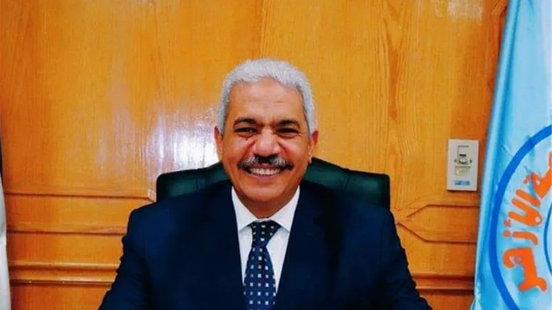 نائب رئيس الجامعة للوجه القبلي بجامعة الأزهر يهنئ قيادات ومنسوبي الجامعة بشهر رمضان المبارك