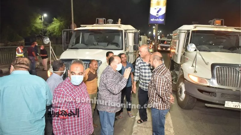 محافظ أسيوط يترأس حملة لرش وتطهير شوارع وميادين حي شرق وغرب