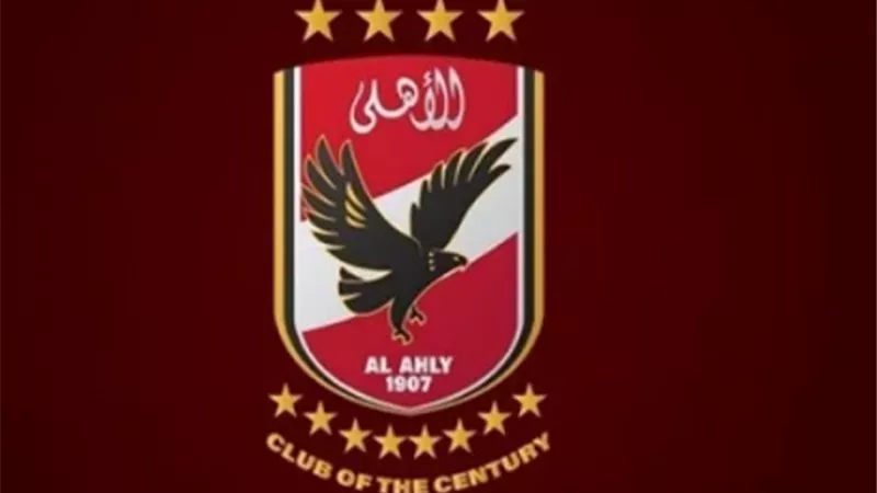نجم الأهلى يكشف تفاصيل مفاوضات الزمالك.. ودور عدلى القيعى فى حسم الصفقة