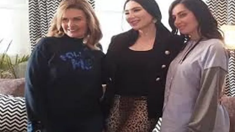 حلا شيحة توجه رسالة لـ يسرا