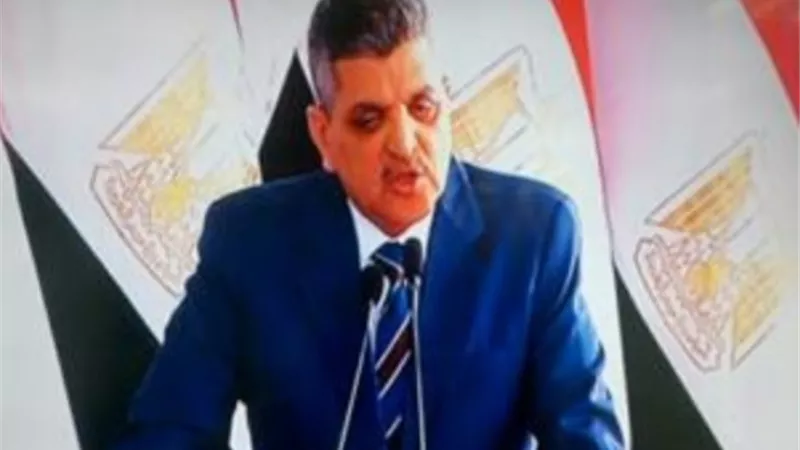 الفريق أسامة ربيع: حركة الملاحة في قناة السويس لم تتأثر بأزمة كورونا