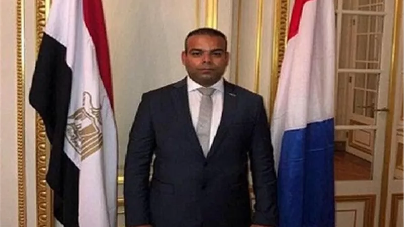 شباب مصر بفرنسا تقدم التهنئة للرئيس بحلول شهر رمضان