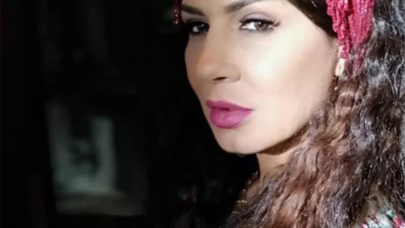 نجلاء بدر تبهر متابعيها بصور جديدة من كواليس 