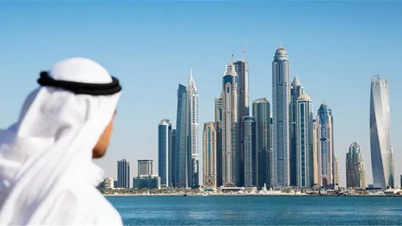 أول دولة عربية تدرس إمكانية إعادة فتح المراكز التجارية في 