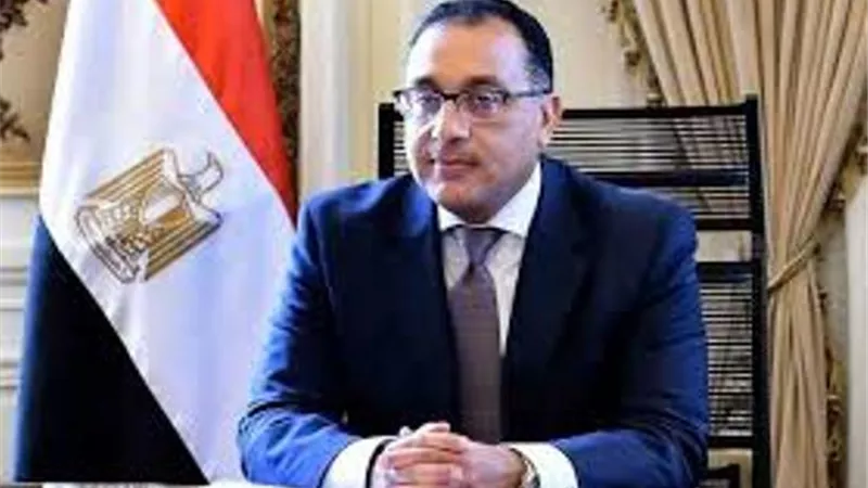 رئيس الوزراء يبعث ببرقية تهنئة لوزير الدفاع بمناسبة ذكرى تحرير سيناء