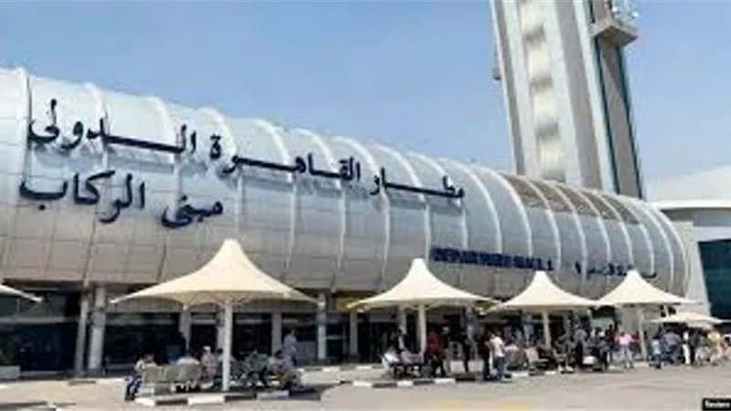 رحلتي الجزائر وبرشلونه الاستثنائيين يصلا مرسي علم