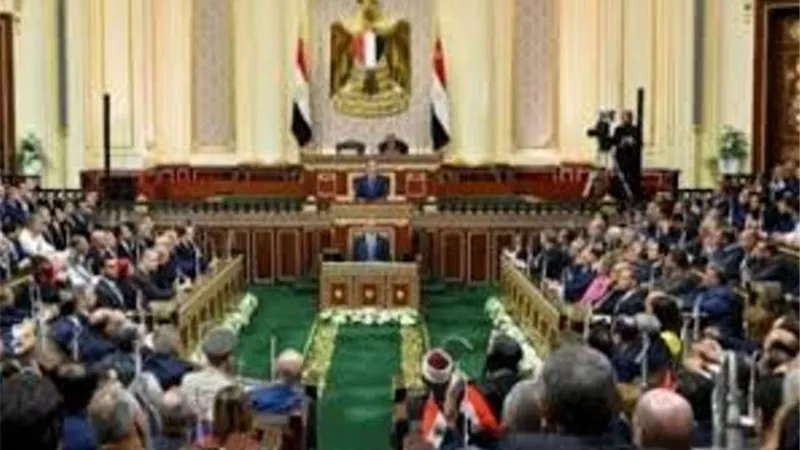 البرلمان يوافق نهائيا على قانون الضريبة العقارية