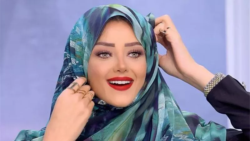 رضوى الشربينى تخطف الانظار بالحجاب في أول يوم رمضان