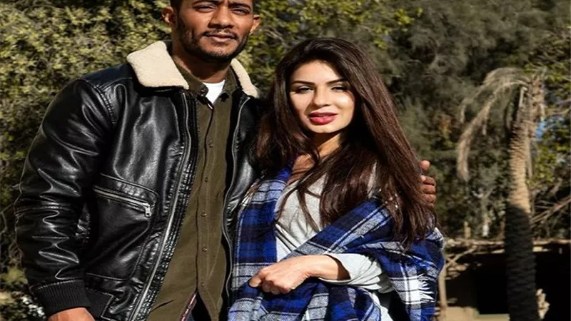 نجلاء بدر تشعل انستجرام برفقة 