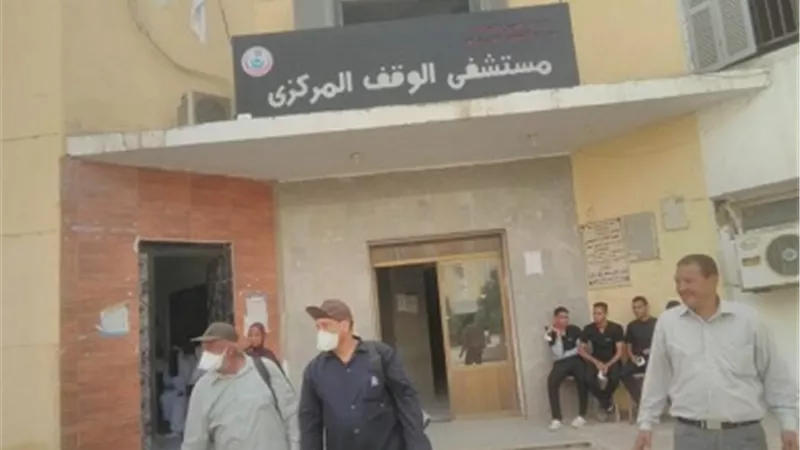 تطهير ٦٩٥ منشأه و7مواقف أجرة و3مواقع للعمل بمدن قنا