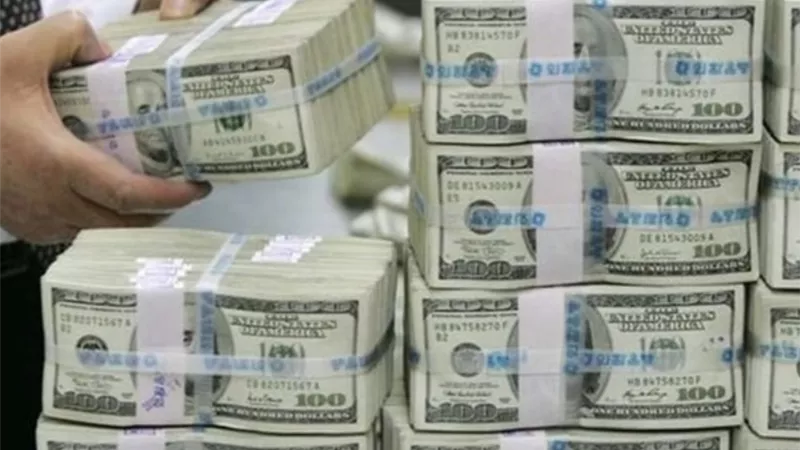 بلومبيرج: البنوك التركية تنفق 600 مليون دولار لوقف تراجع الليرة