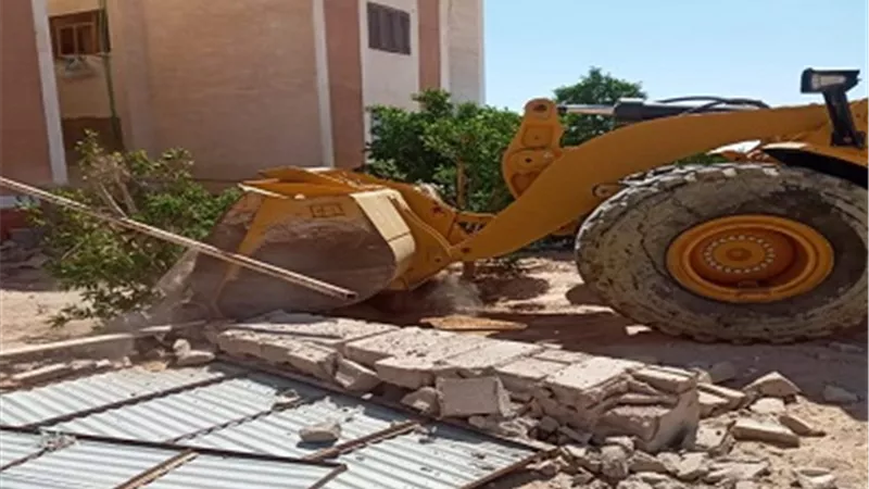 إزالة 15 حالة تعدى على خطوط التنظيم بمدينة طور سيناء