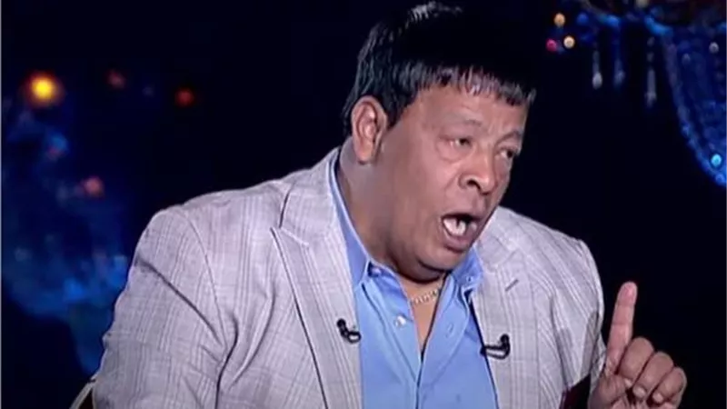 شيخ الحارة يضع عبد الباسط حموده فى موقف محرج