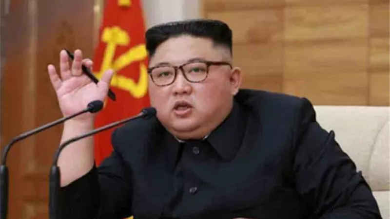كيم جونج أون يشكر عمالاً وموظفين بمدينة ساميجيون الكورية