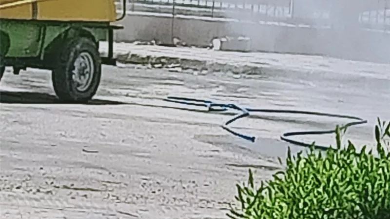 رئيس الجهاز: استمرار أعمال تطهير وتعقيم الشوارع الرئيسية بمدينة النوبارية الجديدة