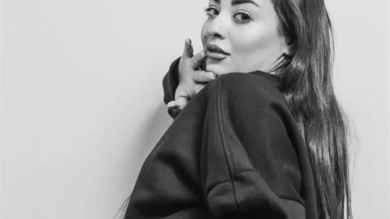 شاهد .. دينا الادريسى تداعب متابعيها بفيديو من 