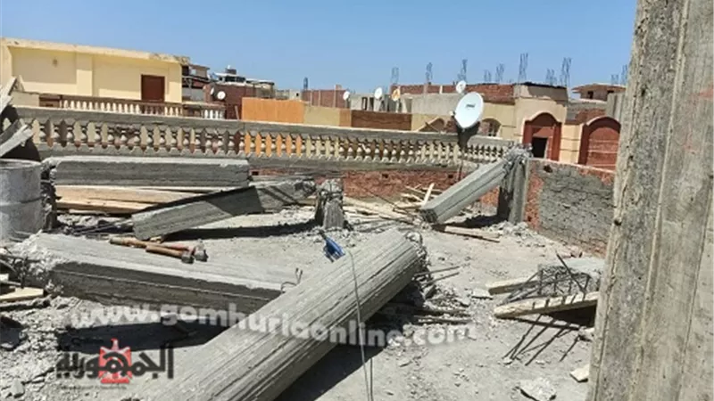 رئيس الجهاز: إزالة فورية لمخالفة بناء بمدينة دمياط الجديدة.. صور