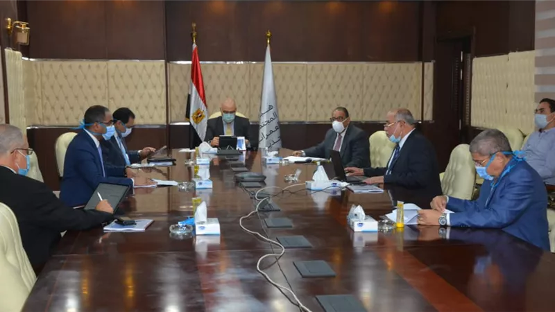 وزير الإسكان يترأس اجتماع مجلس إدارة جهاز تنظيم مياه الشرب والصرف الصحى وحماية المستهلك