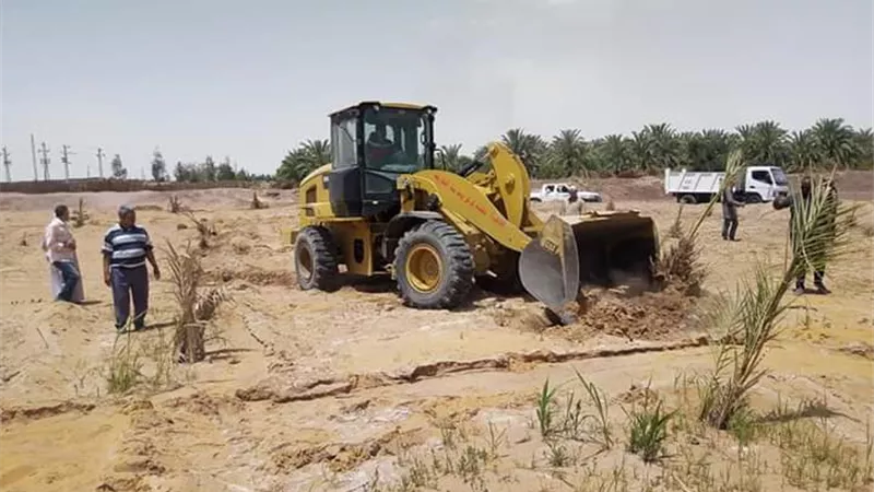 حملة الإزالات تصل شرق بولاق لاسترداد اراضي الدولة بالوادى الجديد