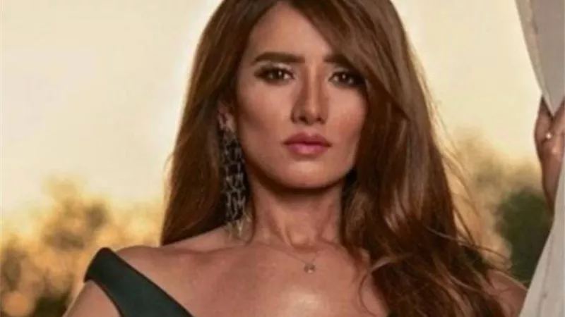 زينة عن الاختيار.. 