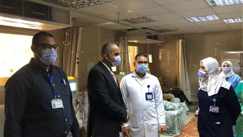 زيارة مفاجئة من رئيس حى الدقي لمستشفى ٦اكتوبر