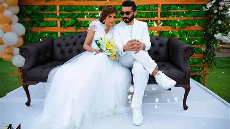 منة فضالي وخالد النبوى بفستان الزفاف من كواليس 